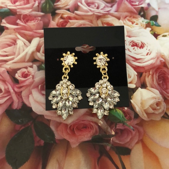 Beautiful diamond drop earrings - Picture 2 of 4